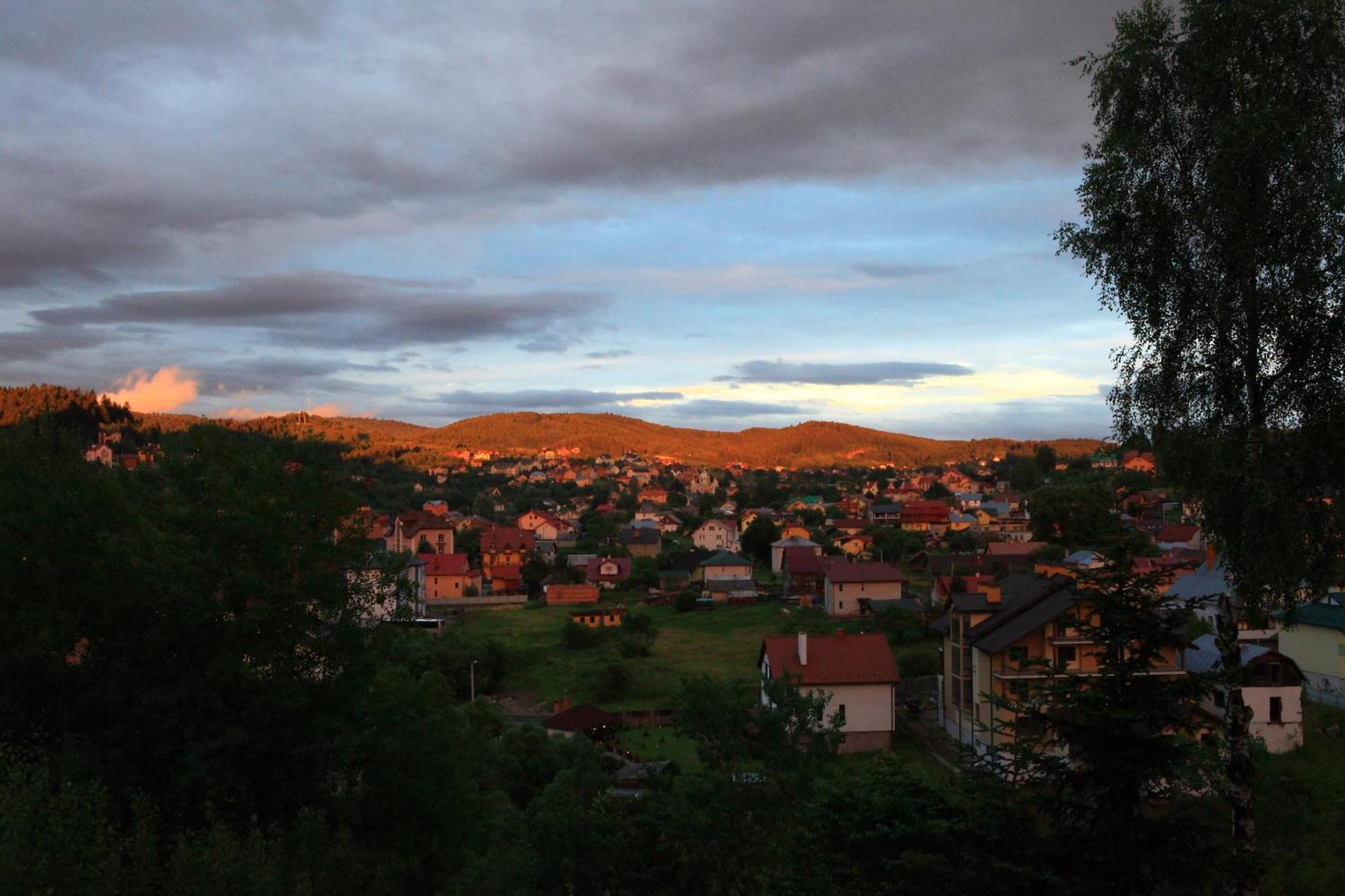 Favar Carpathians Skhidnytsia エクステリア 写真